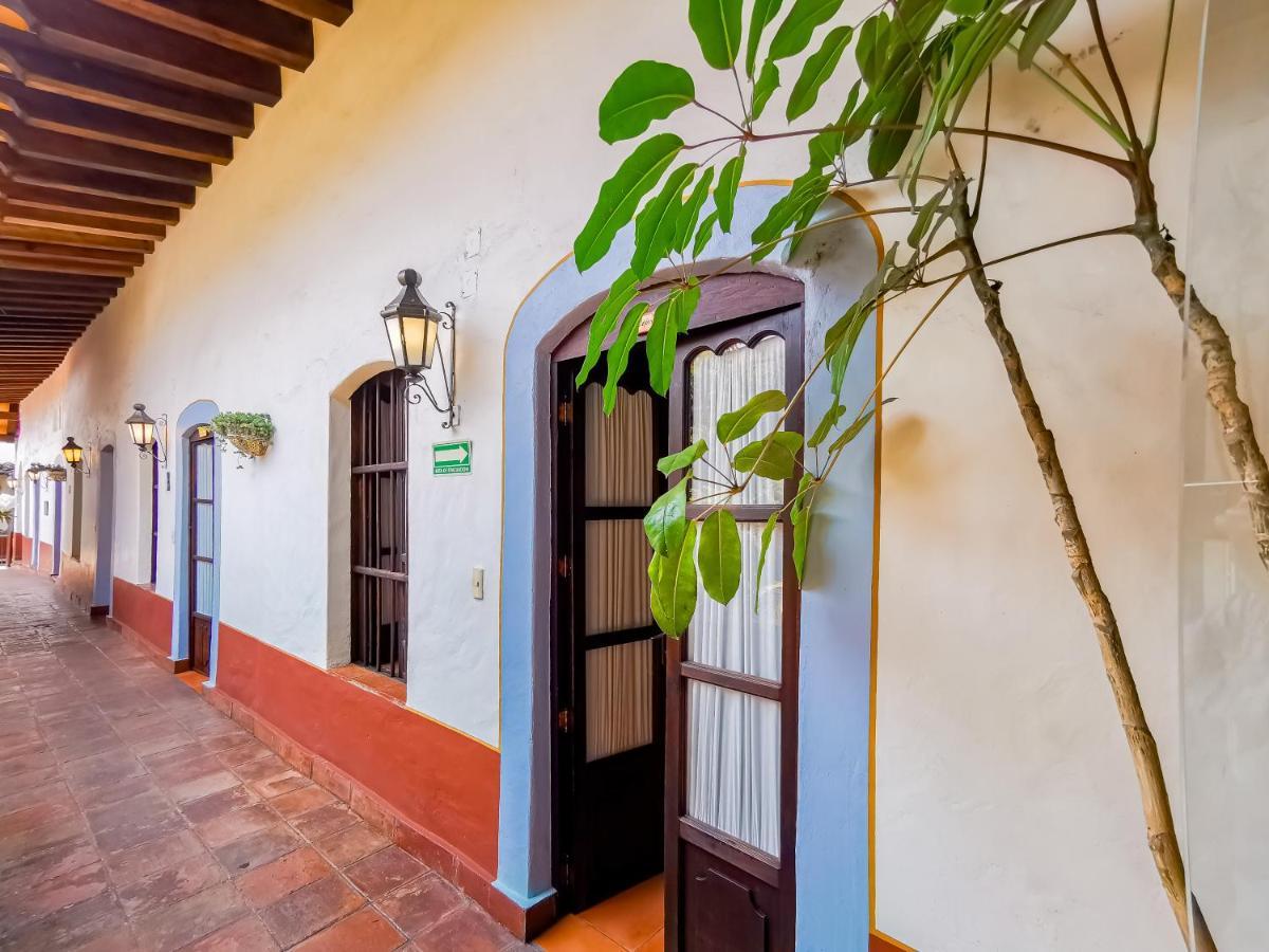 Meson Del Alferez Xalapa Hotel Exterior photo